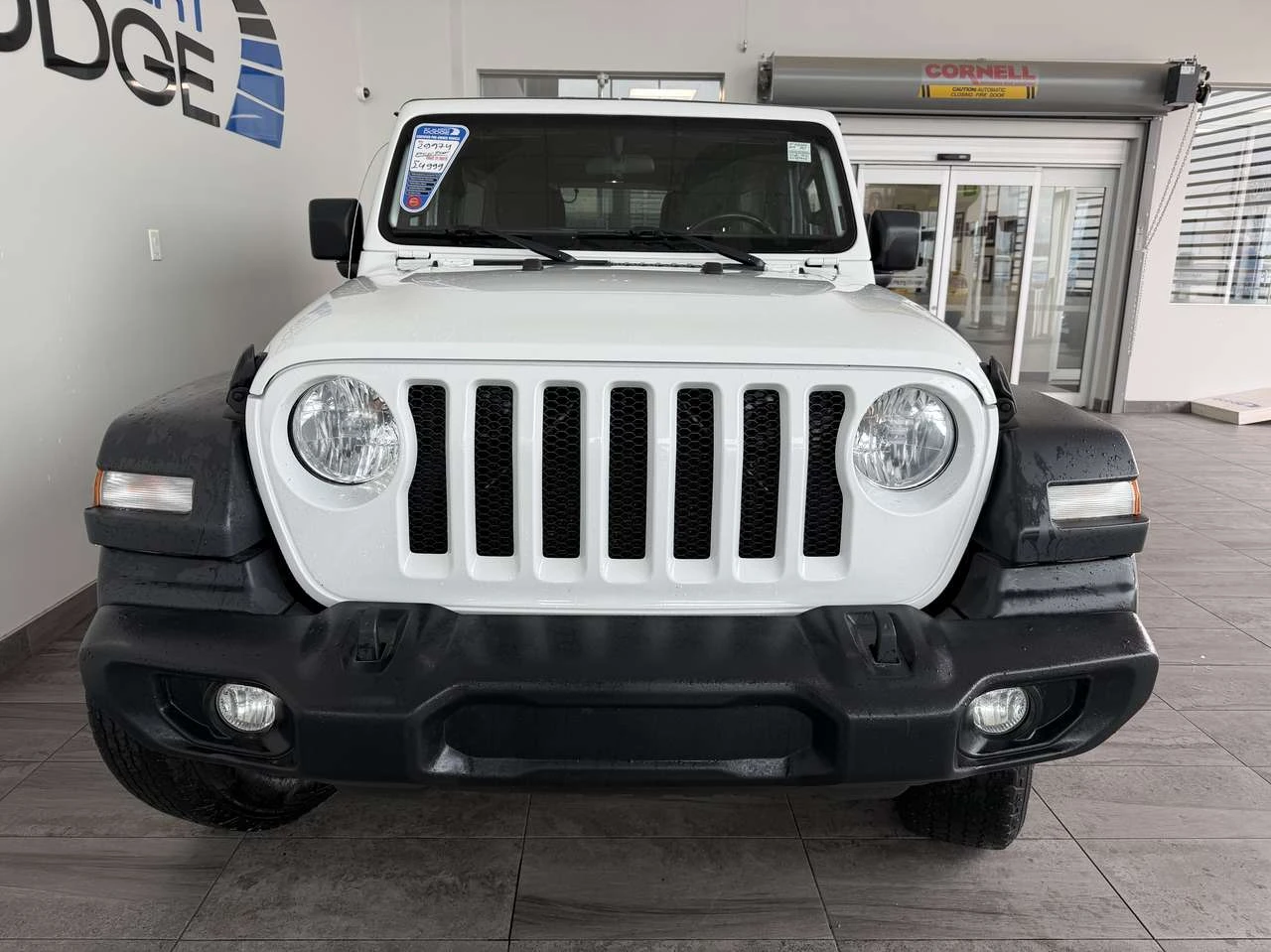 Jeep Wrangler Sport| COLD WEATHER GROUP | APPLE CARPLAY & ANDROI | Mobile.bg � ����������� 10