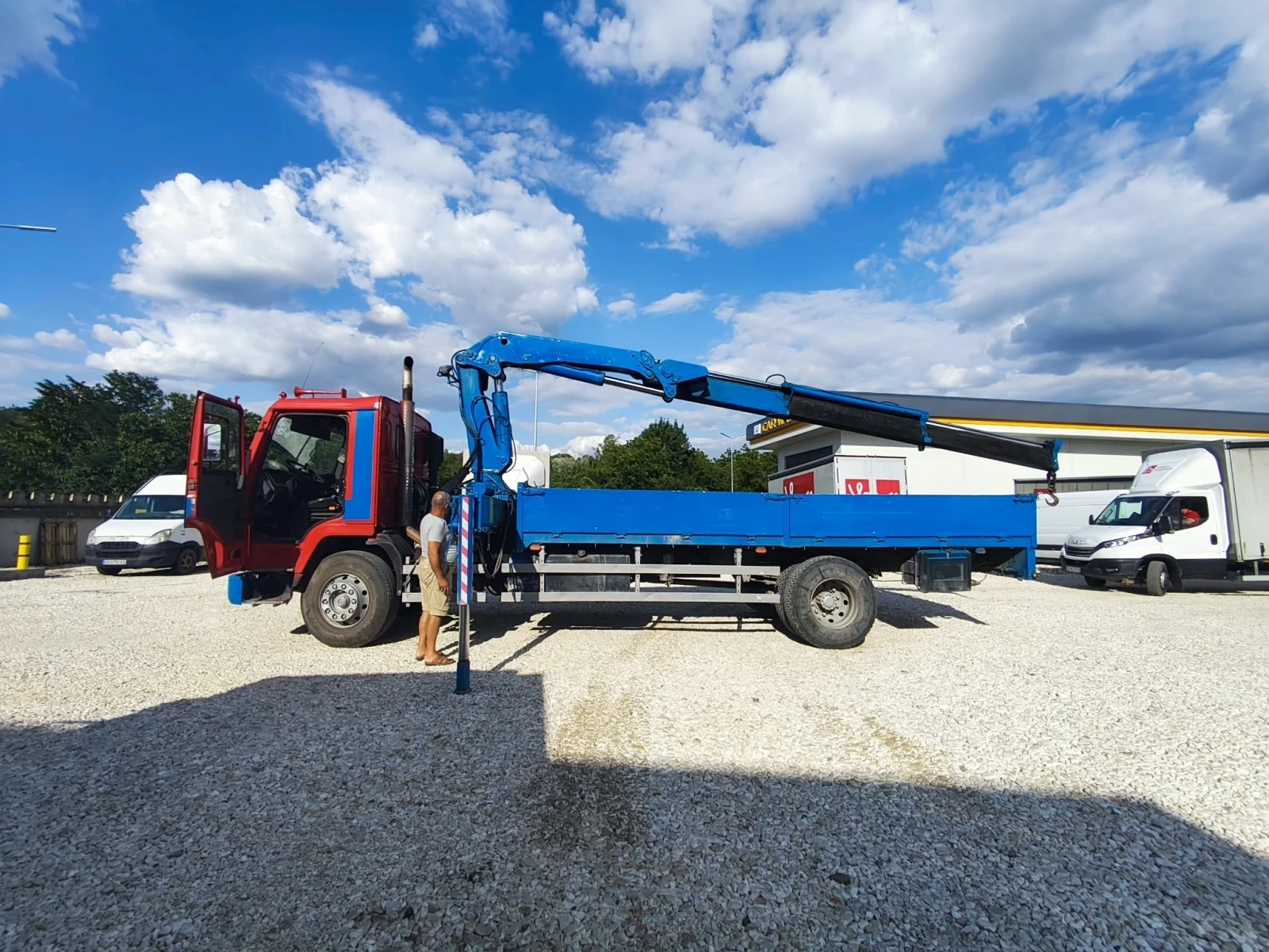 Volvo Fl Кран, снимка 6 - Камиони - 56663356