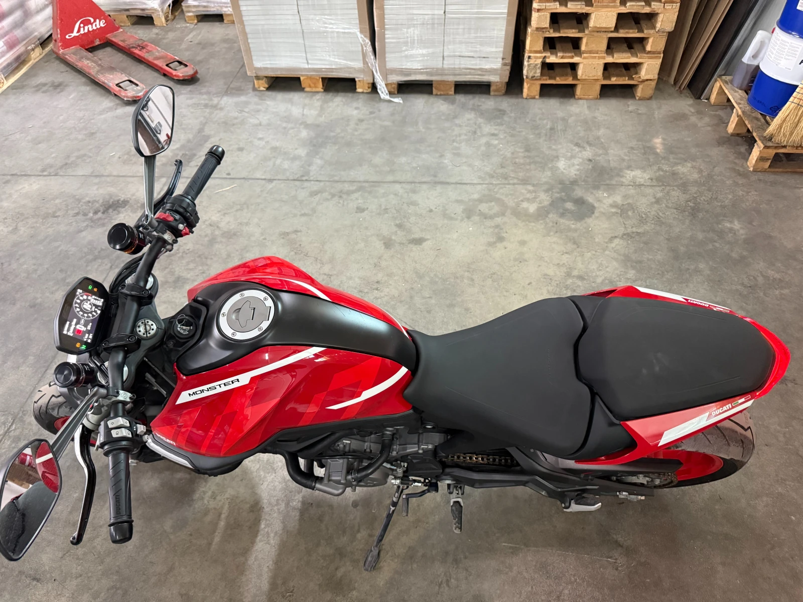 Ducati Monster 1000 НОВ НА 200 КМ - изображение 6