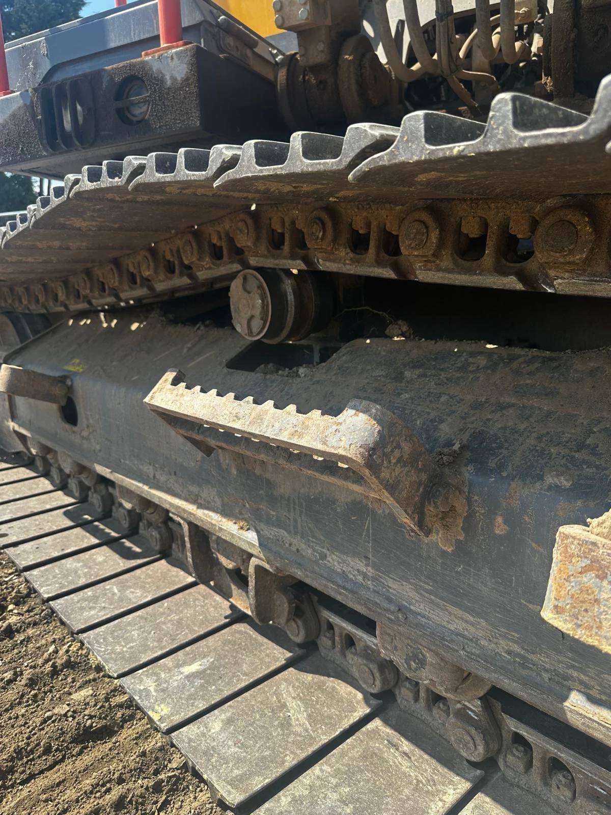 Багер Volvo EC 140 E L САМО 3000 ЧАСА ЛИЗИНГ, снимка 5 - Индустриална техника - 55805493