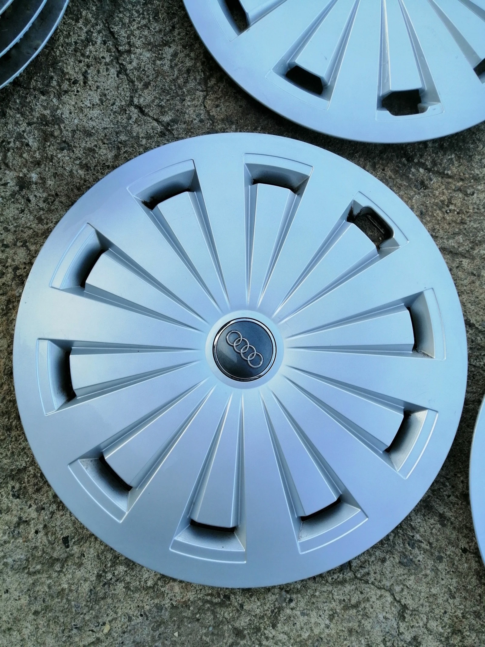    AUDI 16  25-1....8W0601147.... | Mobile.bg   4