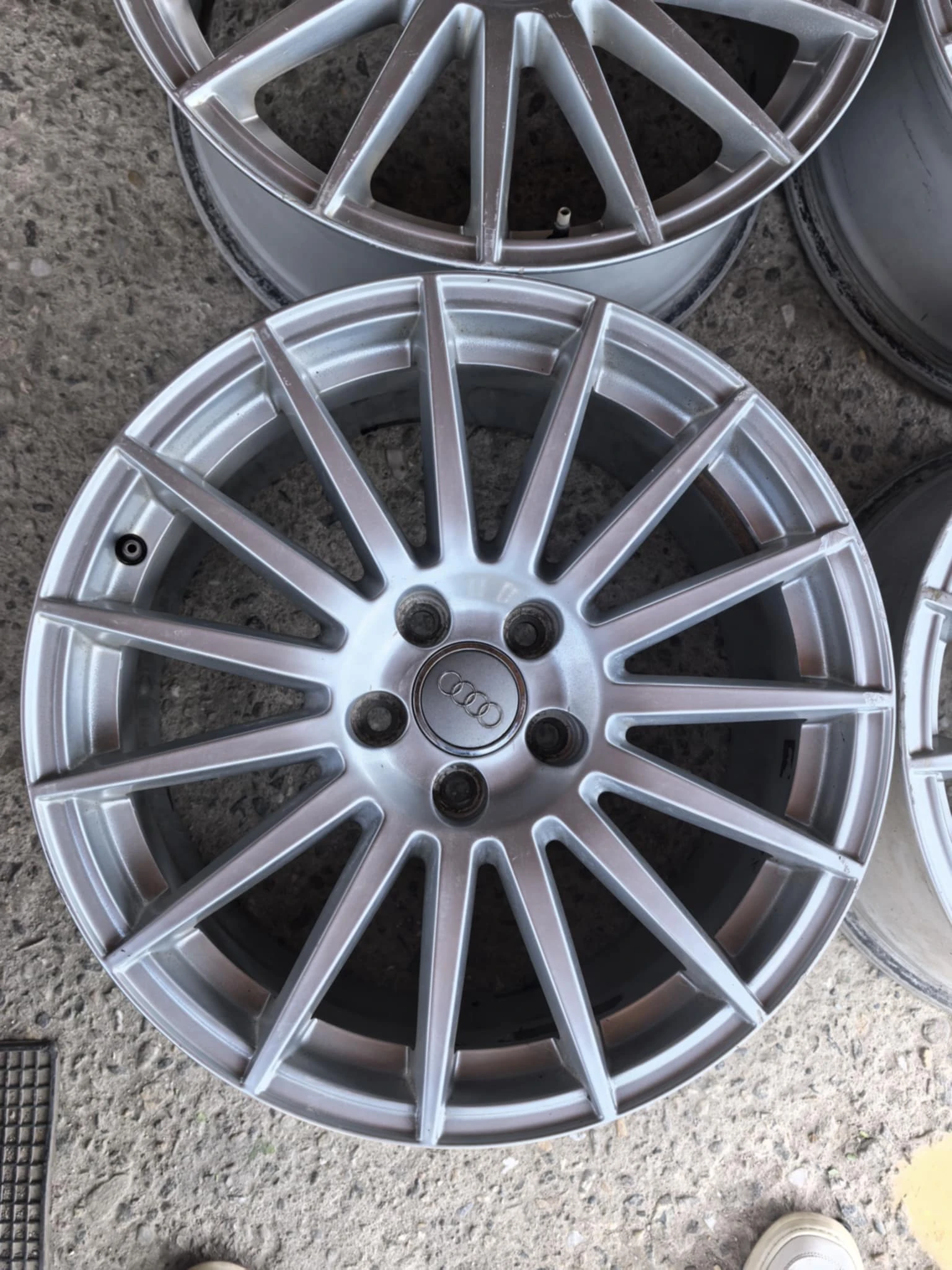   Audi A4 | Mobile.bg   3