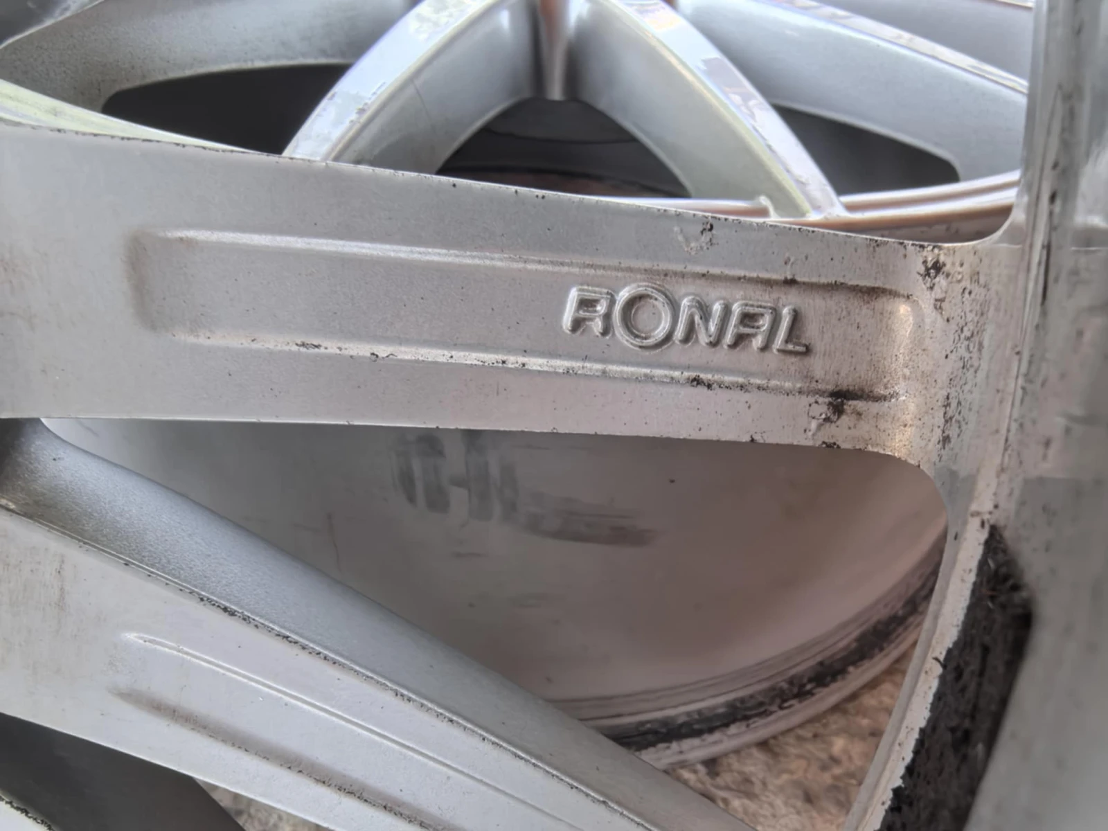   Audi A4 | Mobile.bg   9