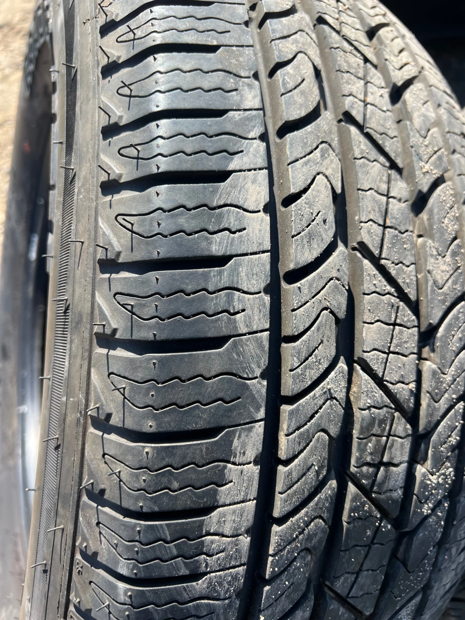 Гуми Летни 255/65R16, снимка 2 - Гуми и джанти - 54113305