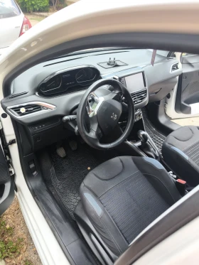 Peugeot 208 | Mobile.bg � ����� ������ 9