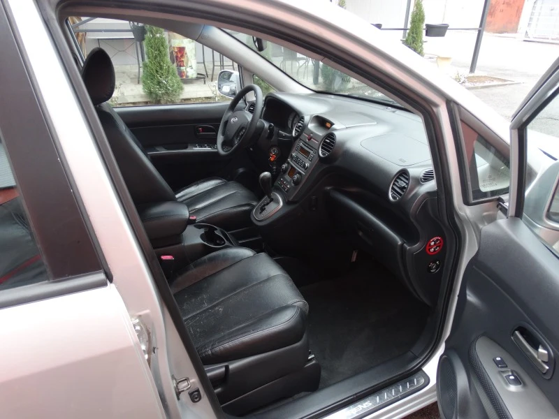 Kia Carens 2.0TDI, снимка 10 - Автомобили и джипове - 43413986