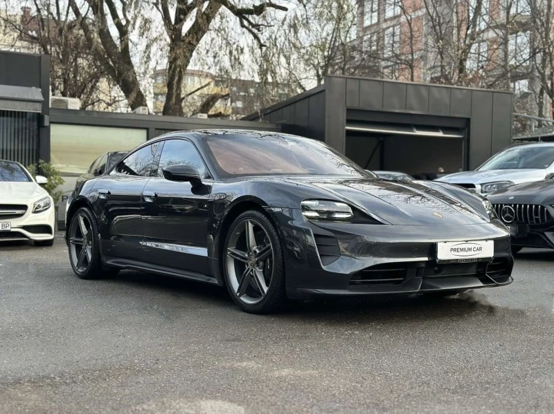 Porsche Taycan TURBO S, снимка 5 - Автомобили и джипове - 43500481