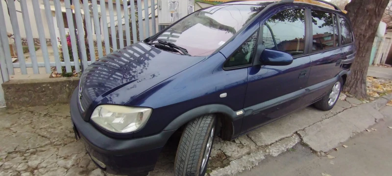 Opel Zafira, снимка 1 - Автомобили и джипове - 47999708