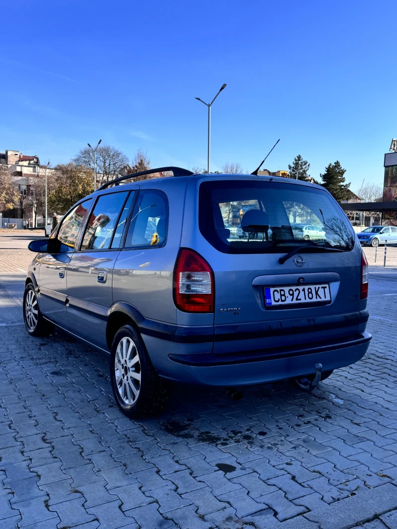 Opel Zafira 1.6 CNG фабричен метан, снимка 6 - Автомобили и джипове - 48107478