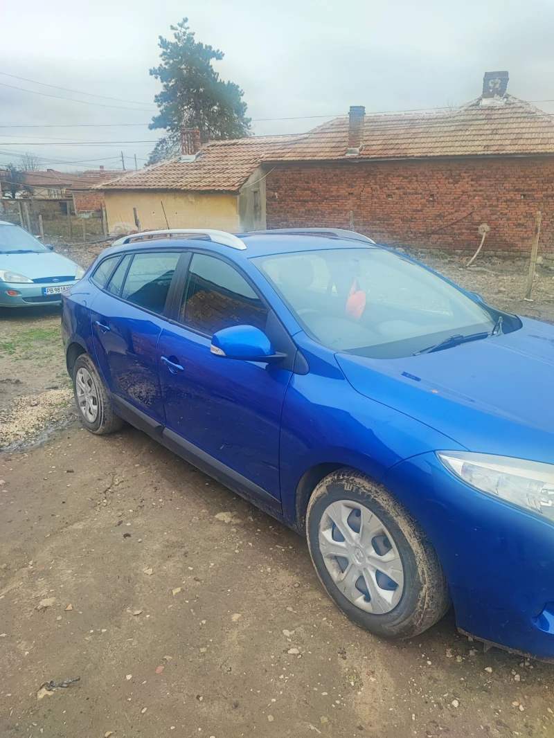 Renault Megane, снимка 2 - Автомобили и джипове - 48248457