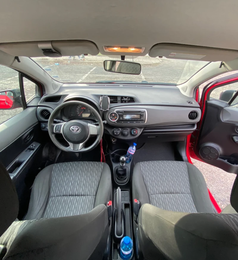 Toyota Yaris, снимка 10 - Автомобили и джипове - 49347598