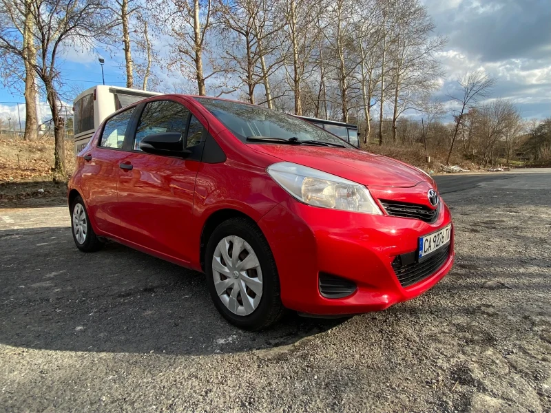 Toyota Yaris, снимка 3 - Автомобили и джипове - 49347598