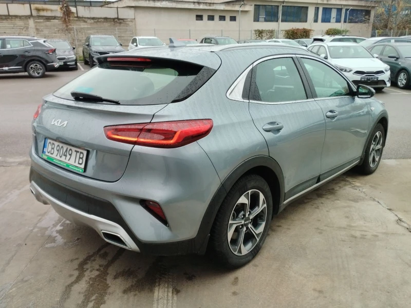 Kia XCeed 1.5 T-gdi Comfort, снимка 4 - Автомобили и джипове - 48596996