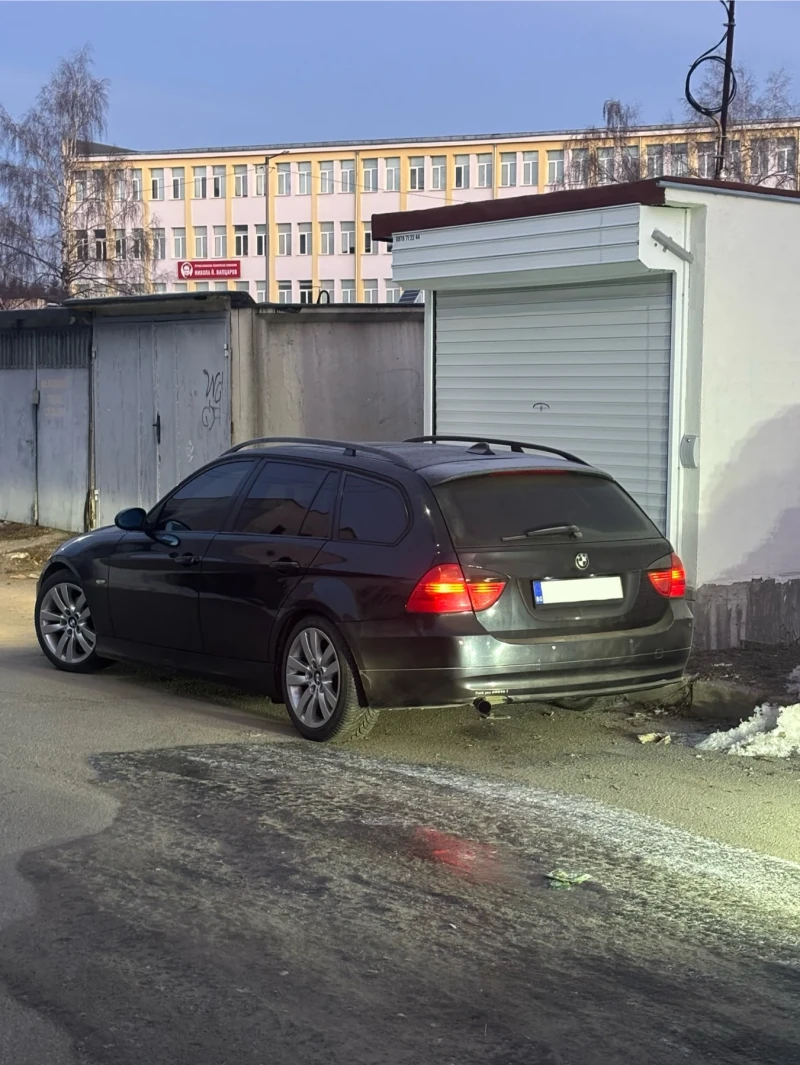 BMW 320, снимка 10 - Автомобили и джипове - 49065114