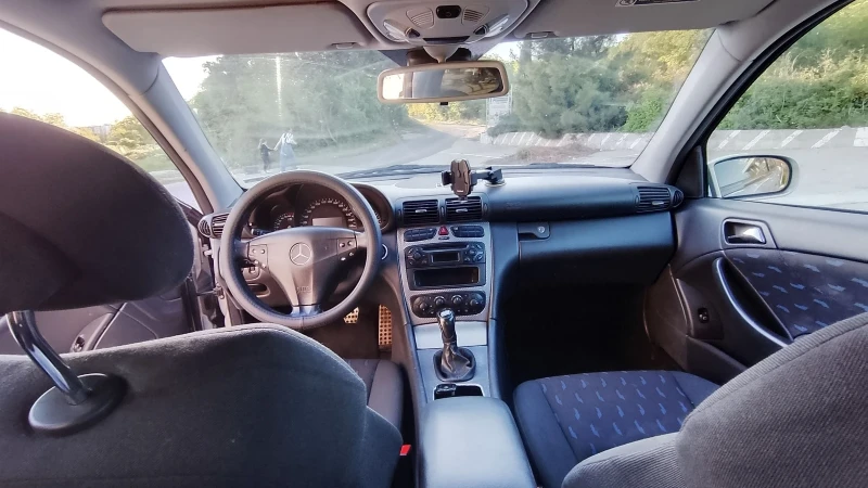 Mercedes-Benz CLC 200, снимка 3 - Автомобили и джипове - 52471246