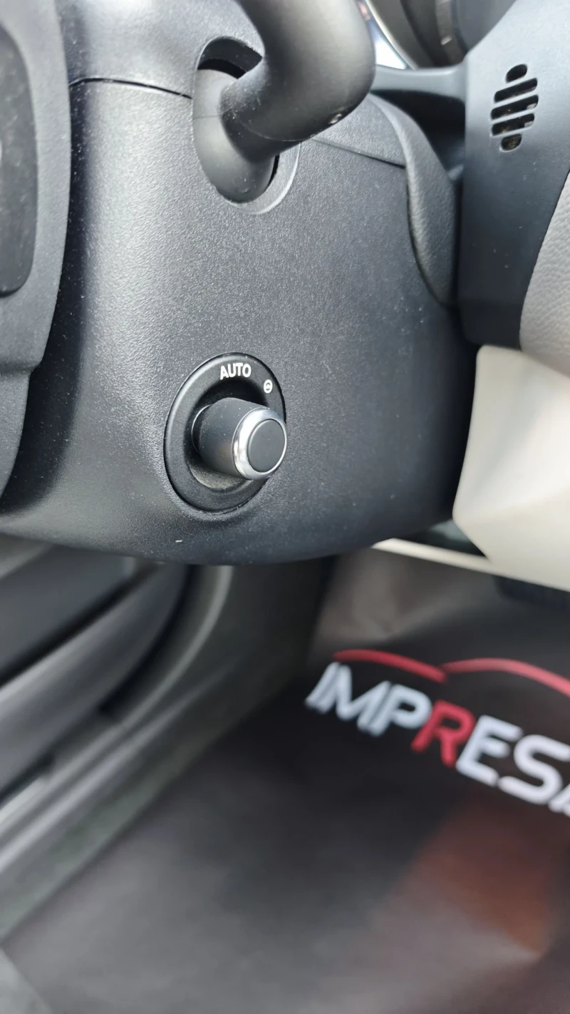 Jaguar XE 2.0d 180kc. sport 157000хил.!!! сервизна история , снимка 16 - Автомобили и джипове - 51584532