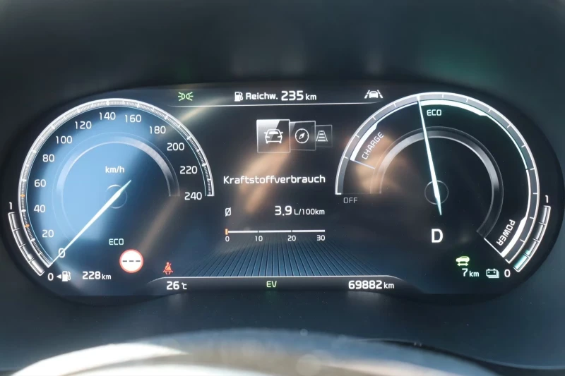 Kia XCeed PHEV1.6/141HP/PLATINUM/PANO/DIGITAL/768v, снимка 14 - Автомобили и джипове - 52197859