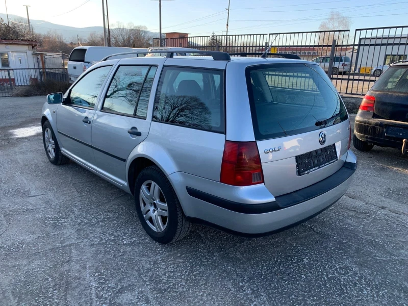 VW Golf 1.9 TDI Климатик, снимка 7 - Автомобили и джипове - 53169059