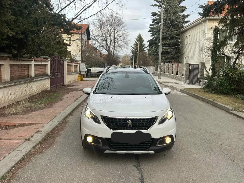 Peugeot 2008 1.6HDI ALLURE , снимка 2 - Автомобили и джипове - 53585542