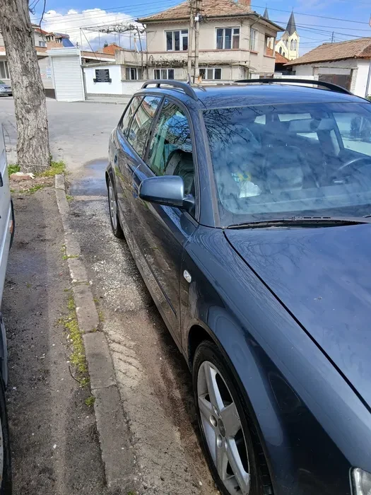Audi A4, снимка 3 - Автомобили и джипове - 54197346