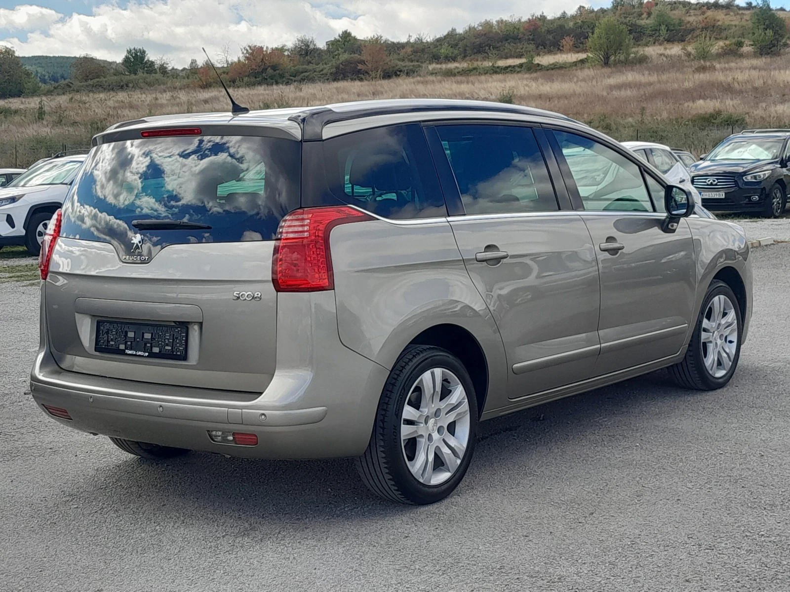 Peugeot 5008 1.6 T 155 - изображение 4