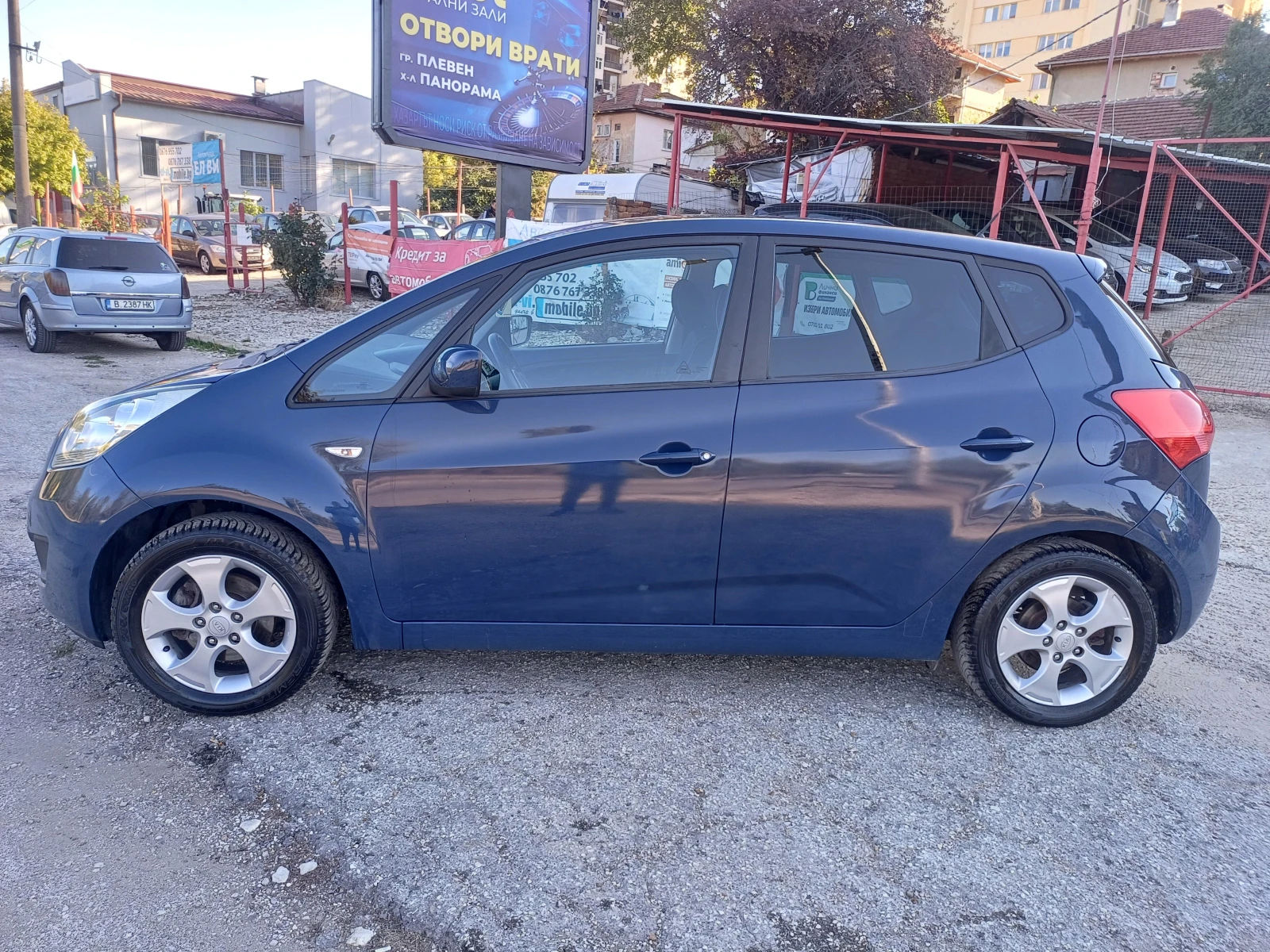 Kia Venga 1.4i  GPL - изображение 8