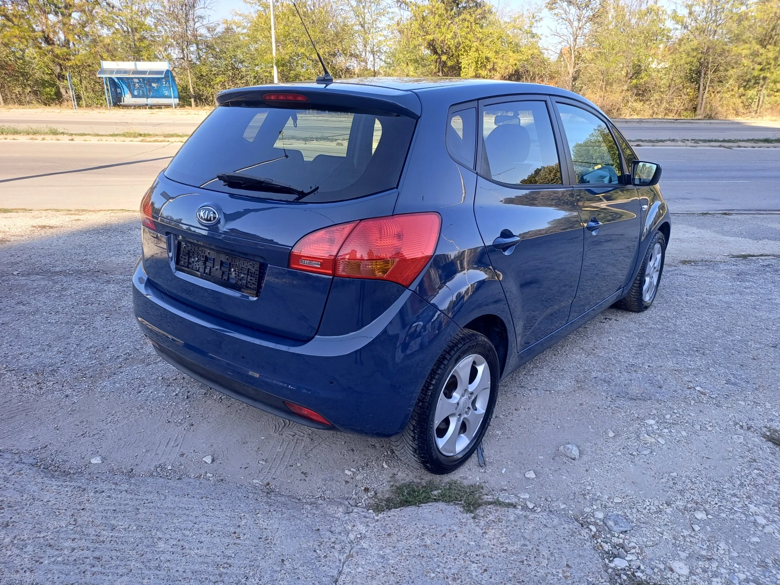 Kia Venga 1.4i  GPL - изображение 5