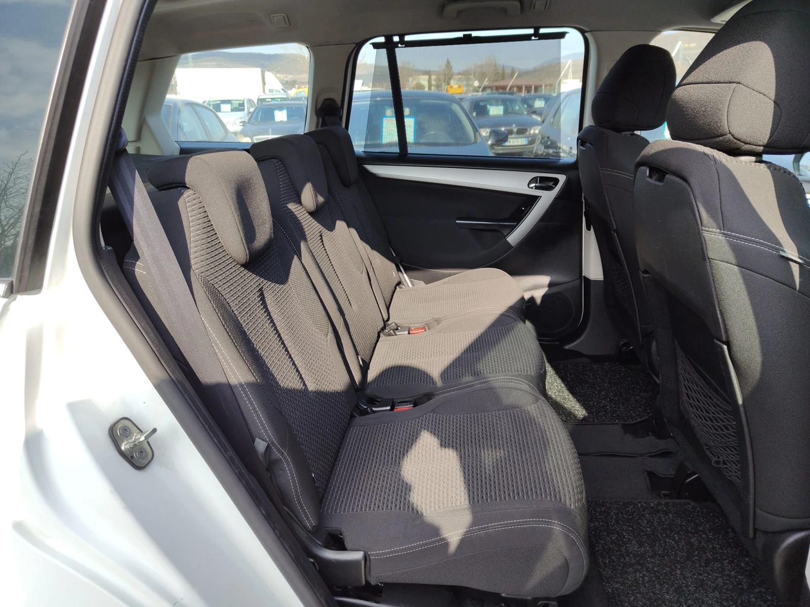 Citroen C4 Picasso 1.6 HDI | Mobile.bg — изображение 11