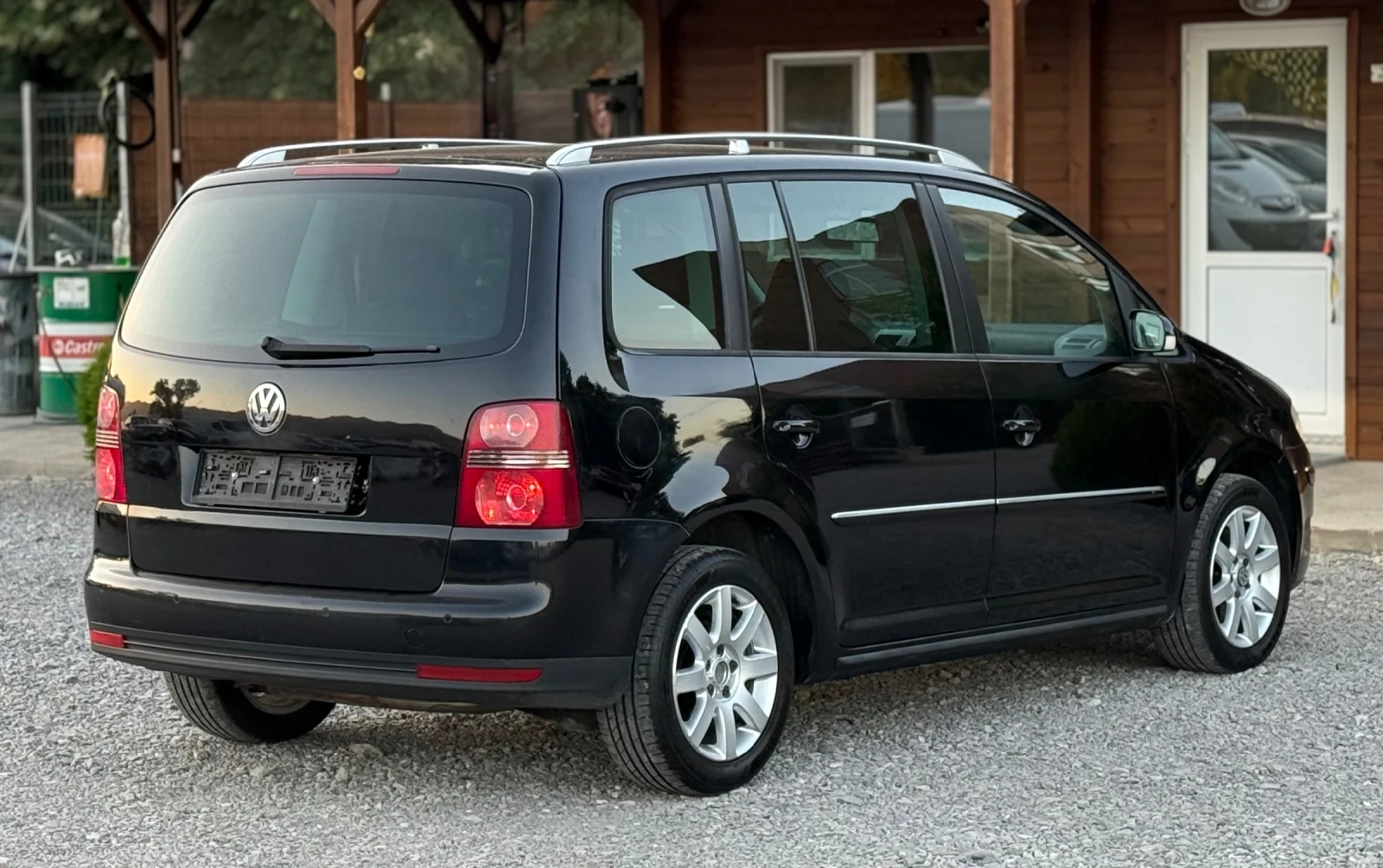 VW Touran 1.9TDi 105к.с * Климатроник* * High-Line*  - изображение 6