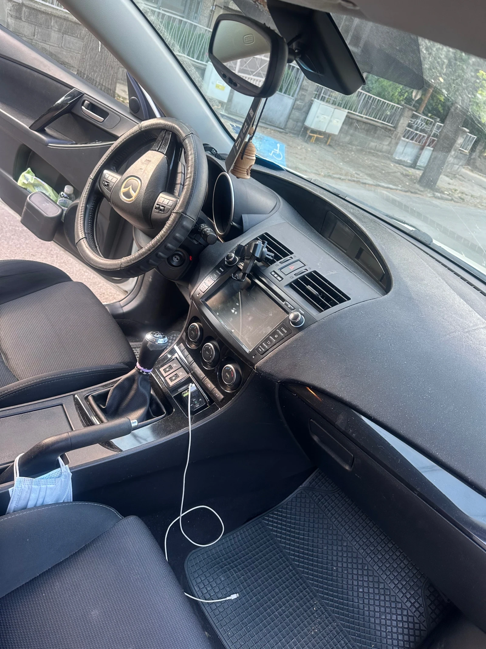 Mazda 3 | Mobile.bg   11