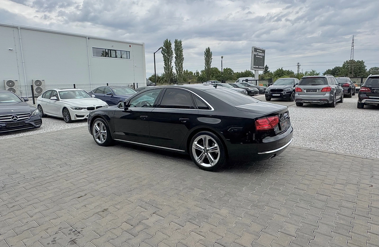 Audi A8 3.0TDi * LED* Подгрев/Камера/Вакум - изображение 3