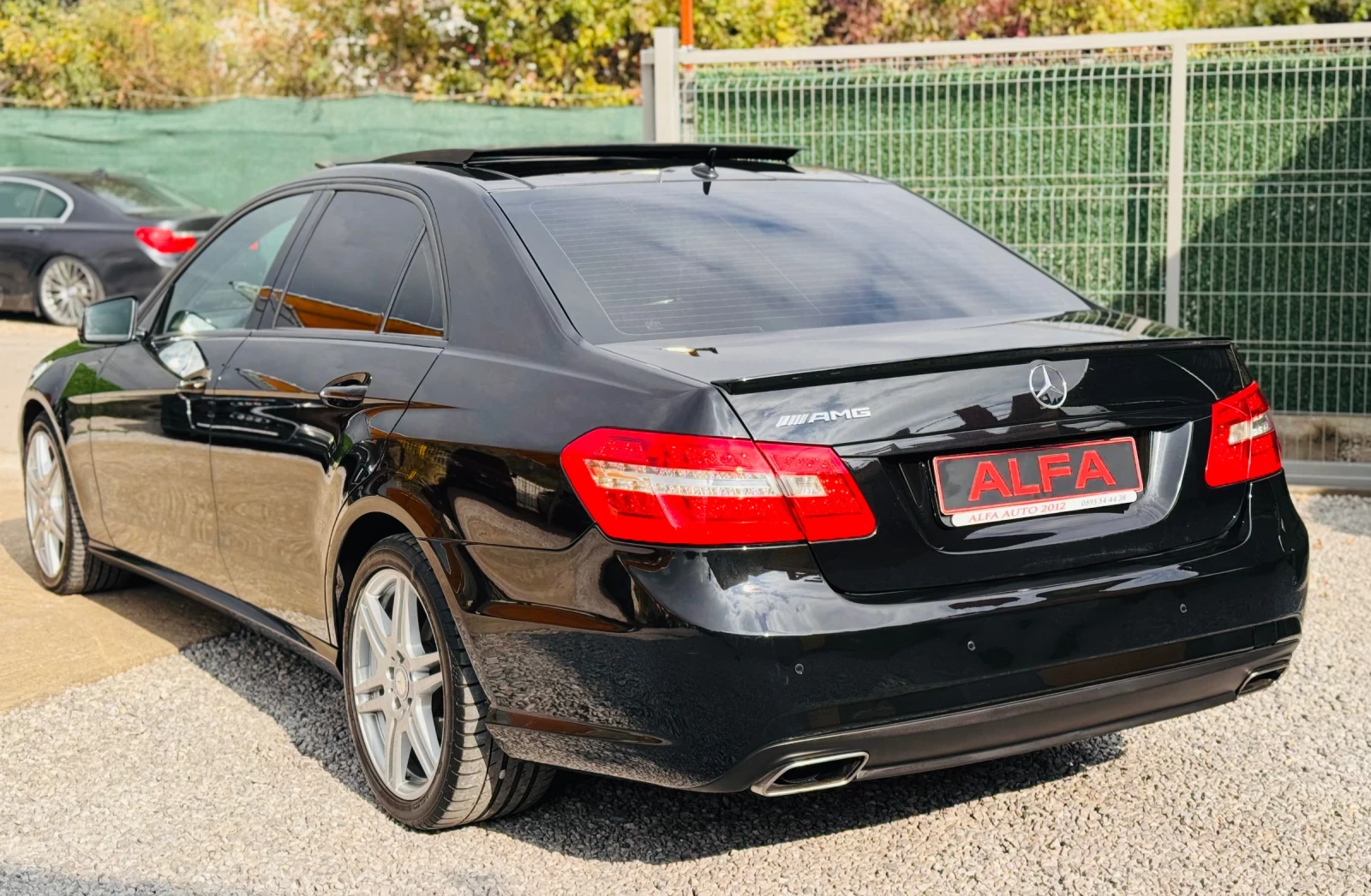 Mercedes-Benz E 350 d/AMG/ДИСТРОНИК+ ПАНОРАМА+ СПОРТ/ТОП КОЛА/// - изображение 7