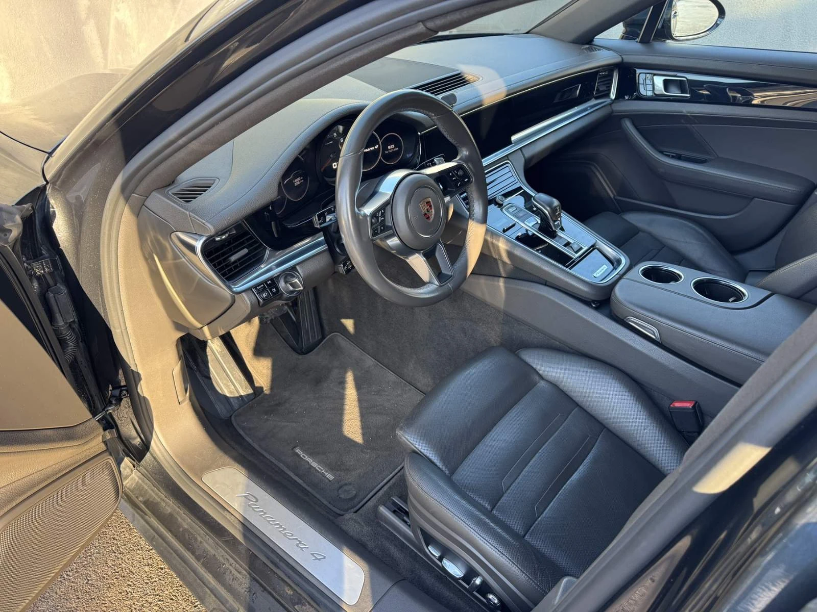 Porsche Panamera 4 3.0 V6 - изображение 10