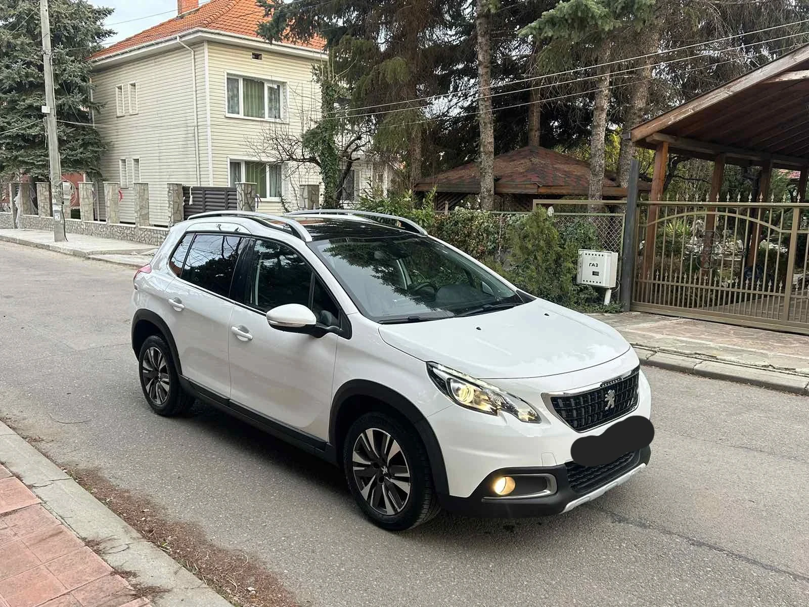 Peugeot 2008 1.6HDI ALLURE  - изображение 3