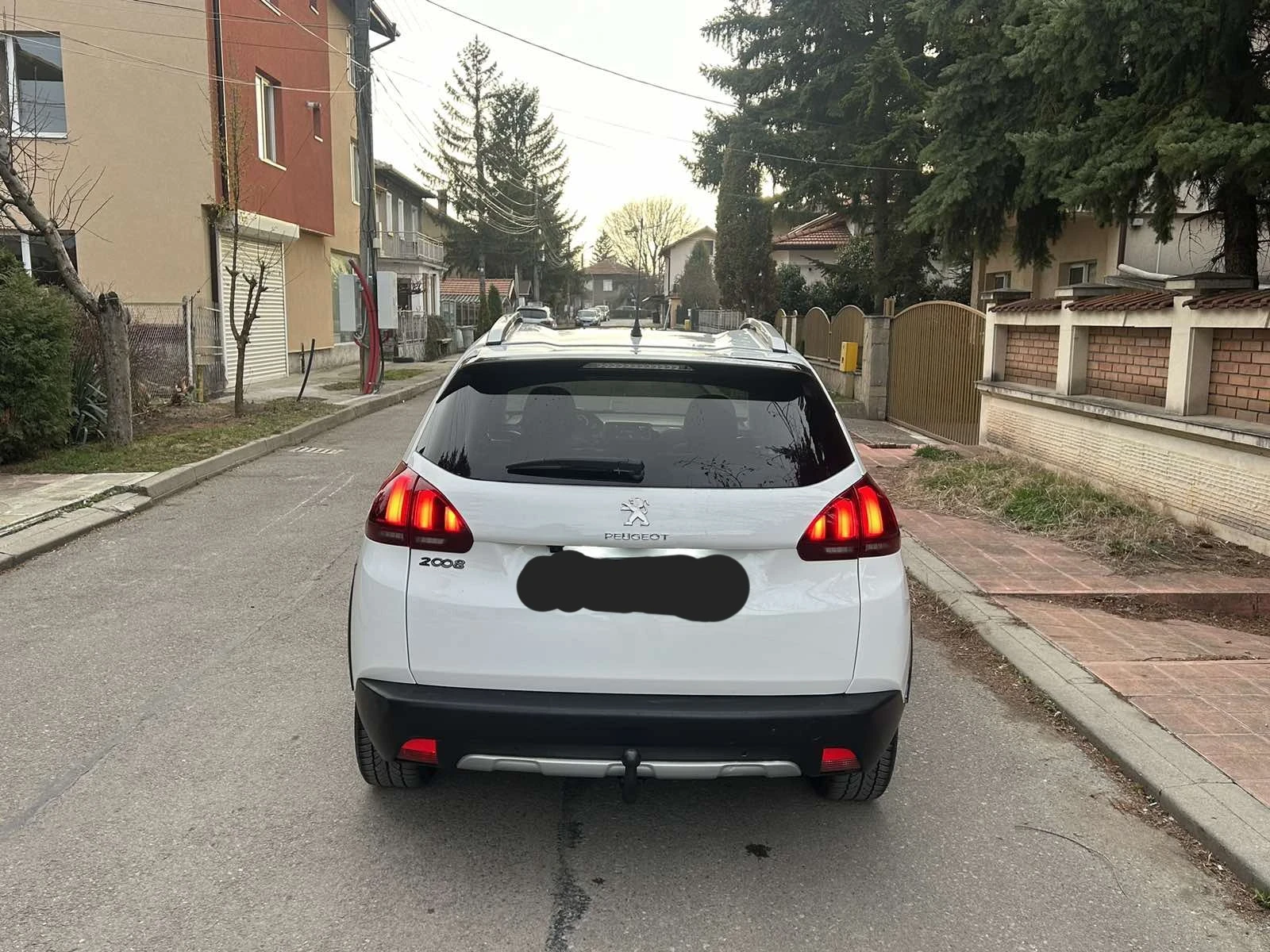 Peugeot 2008 1.6HDI ALLURE  - изображение 5