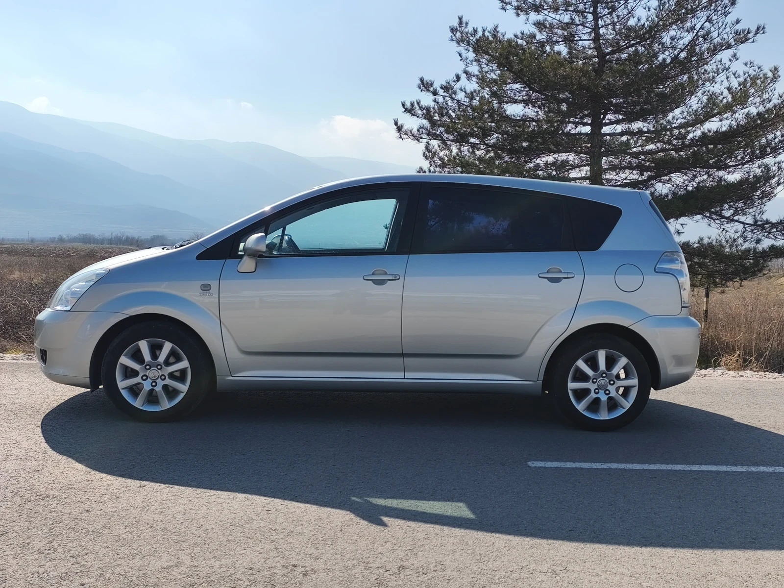 Toyota Corolla verso 7- ������, ������. | Mobile.bg � ����������� 2