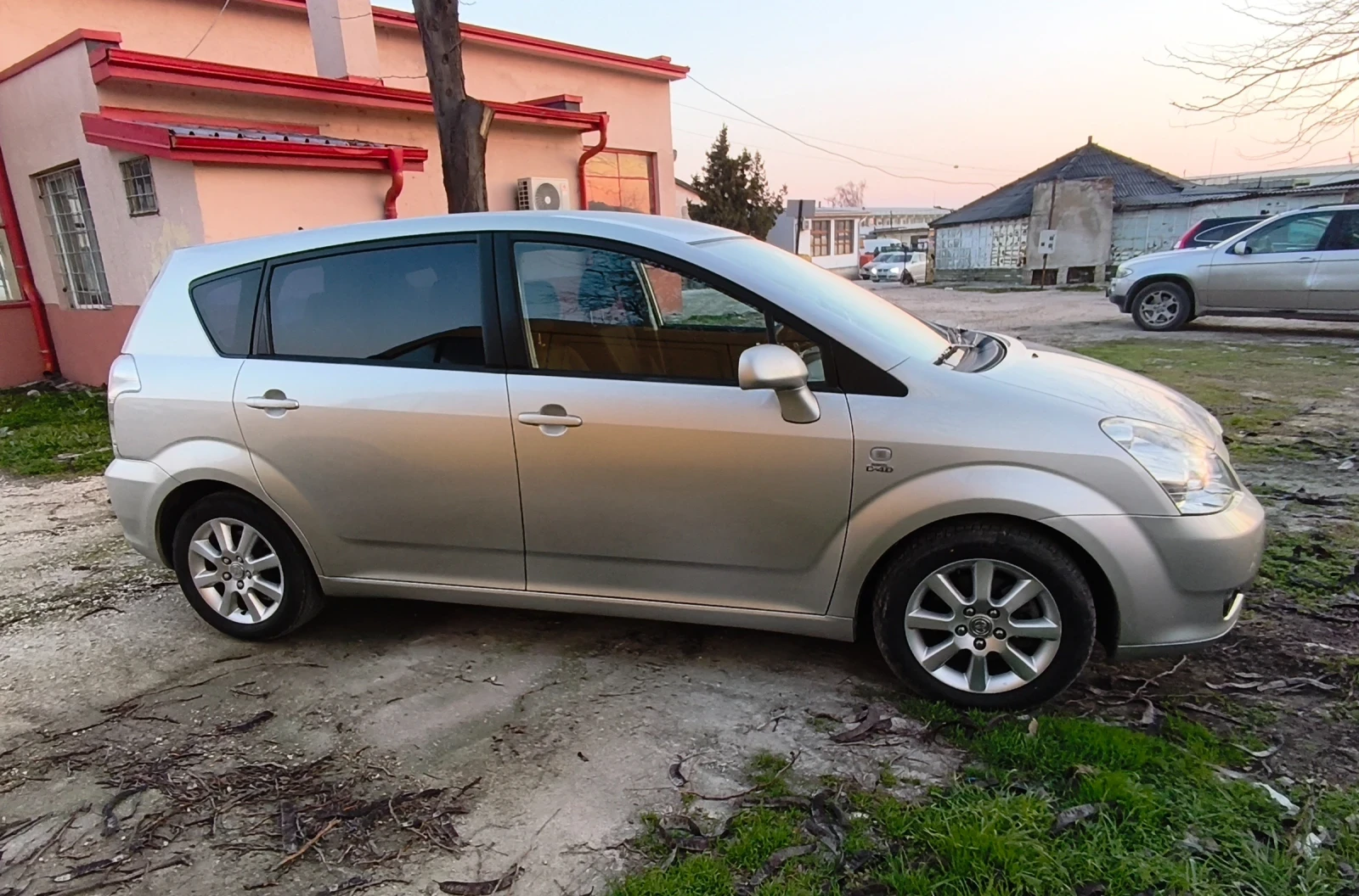 Toyota Corolla verso 7- местен, уникат.