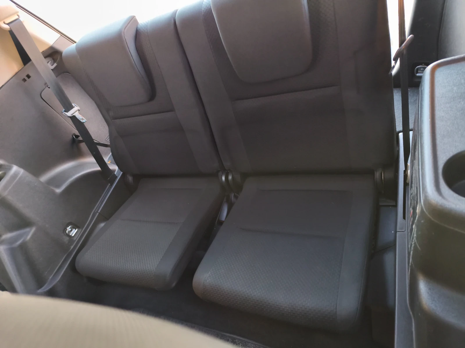 Toyota Corolla verso 7- ������, ������. | Mobile.bg � ����������� 16