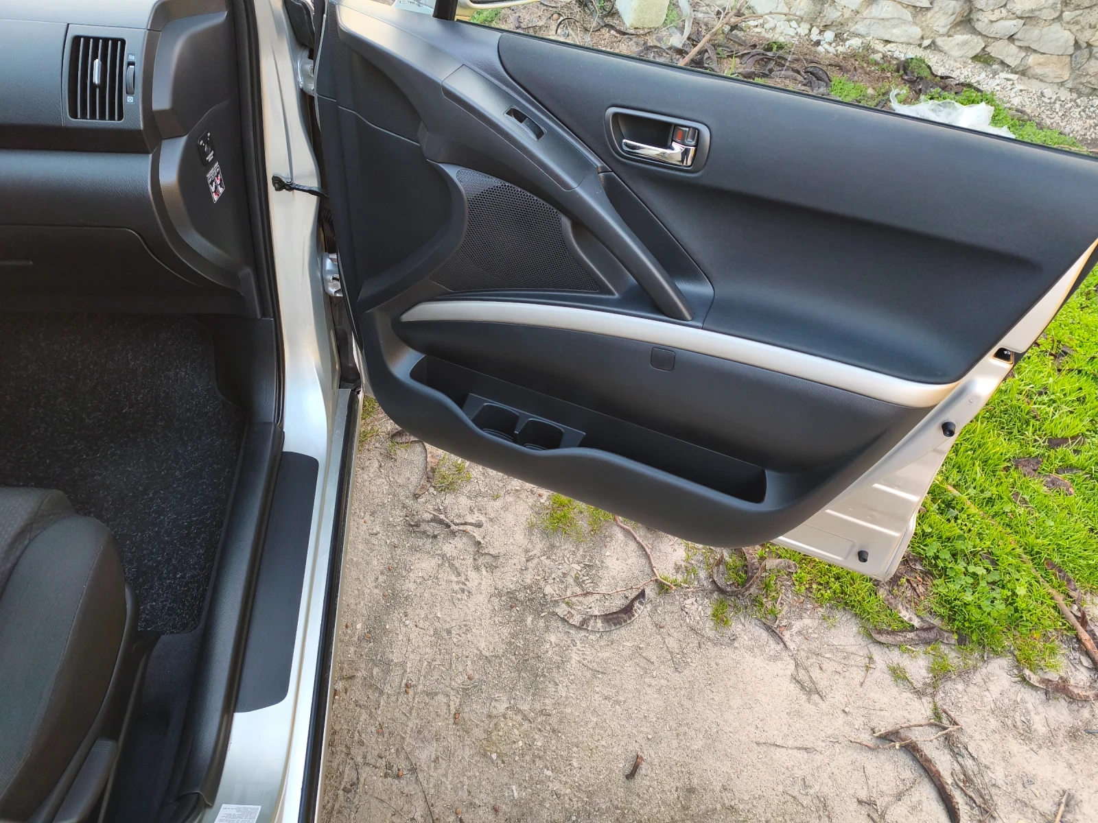 Toyota Corolla verso 7- ������, ������. | Mobile.bg � ����������� 8