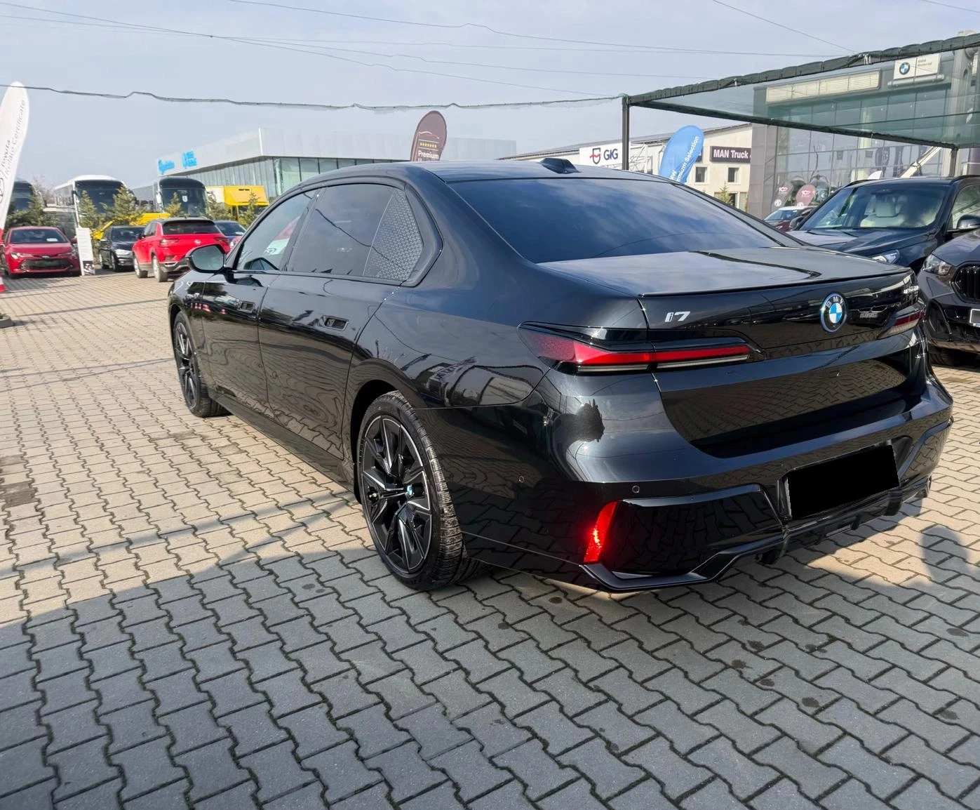 BMW i7 eDrive50, снимка 6 - Автомобили и джипове - 54357010