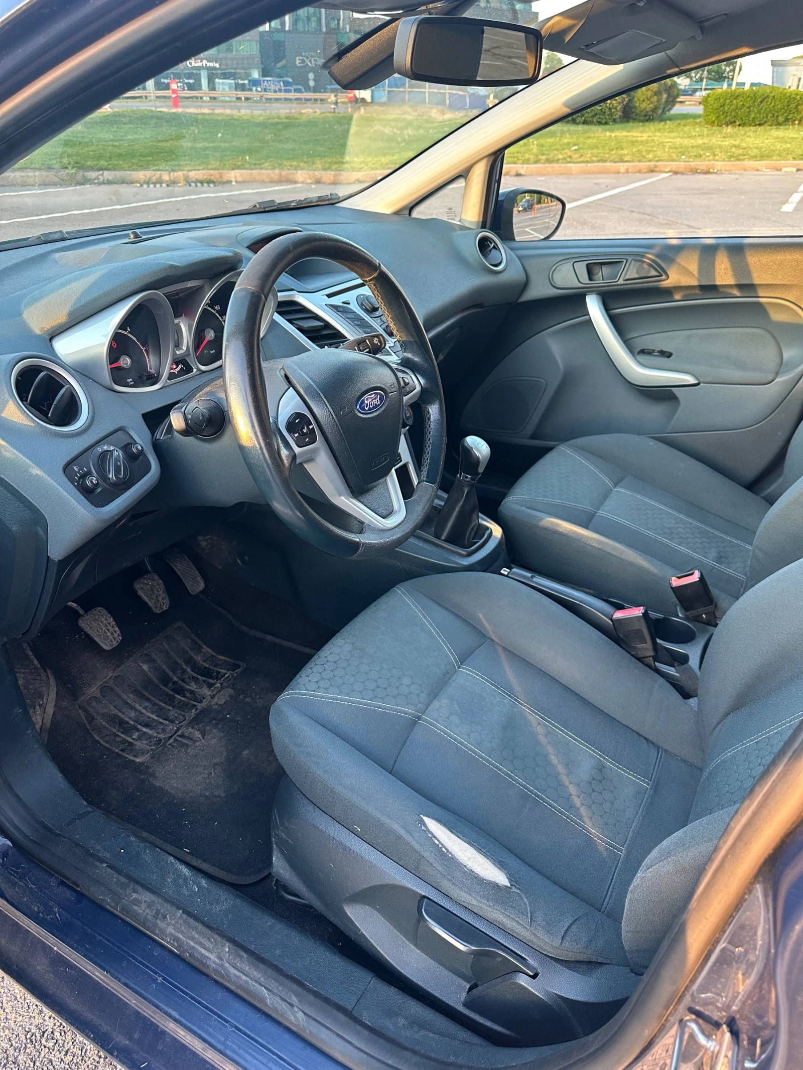 Ford Fiesta 1.4 DI, снимка 7 - Автомобили и джипове - 54545586