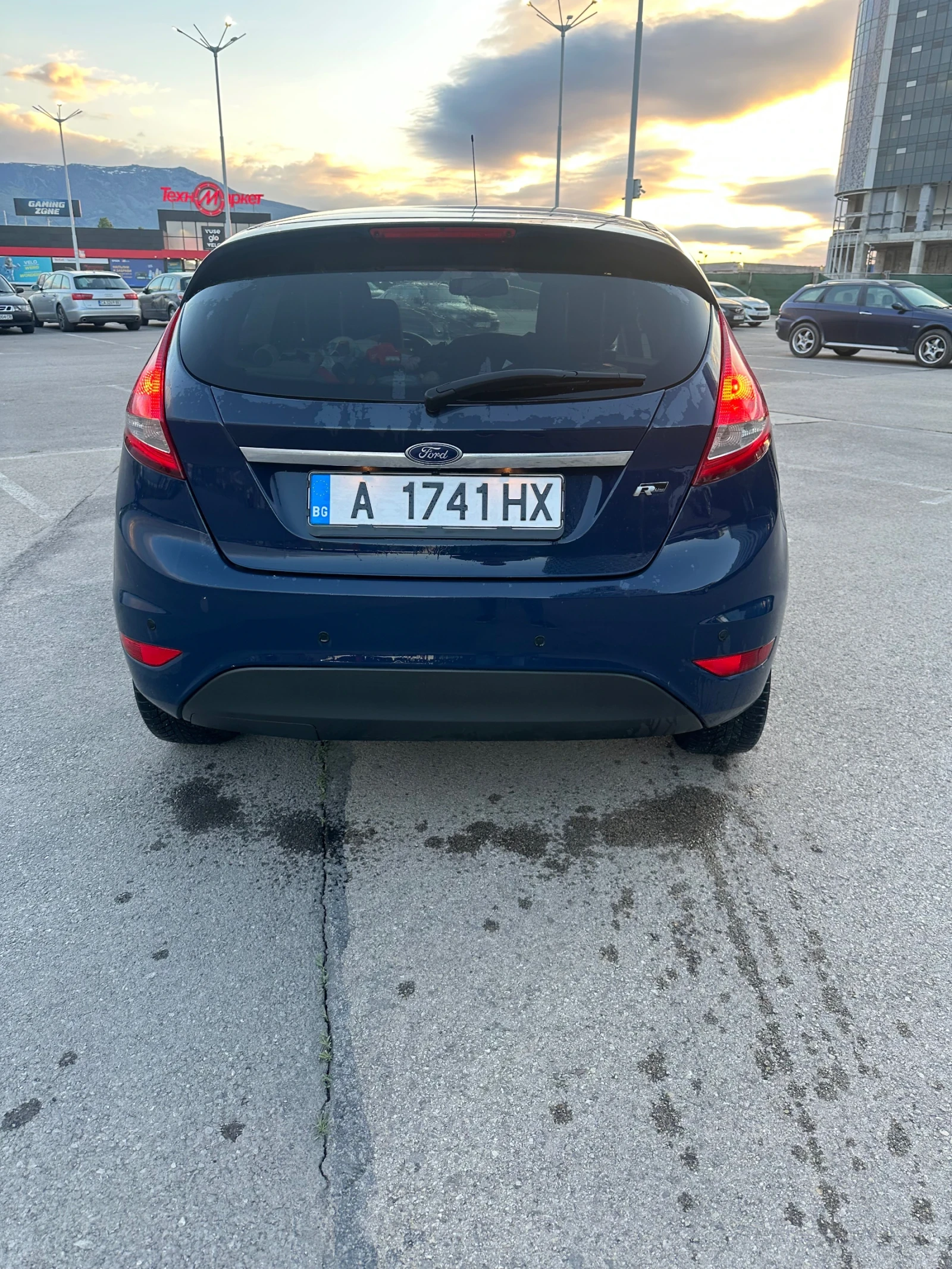 Ford Fiesta 1.4 DI, снимка 3 - Автомобили и джипове - 54545586