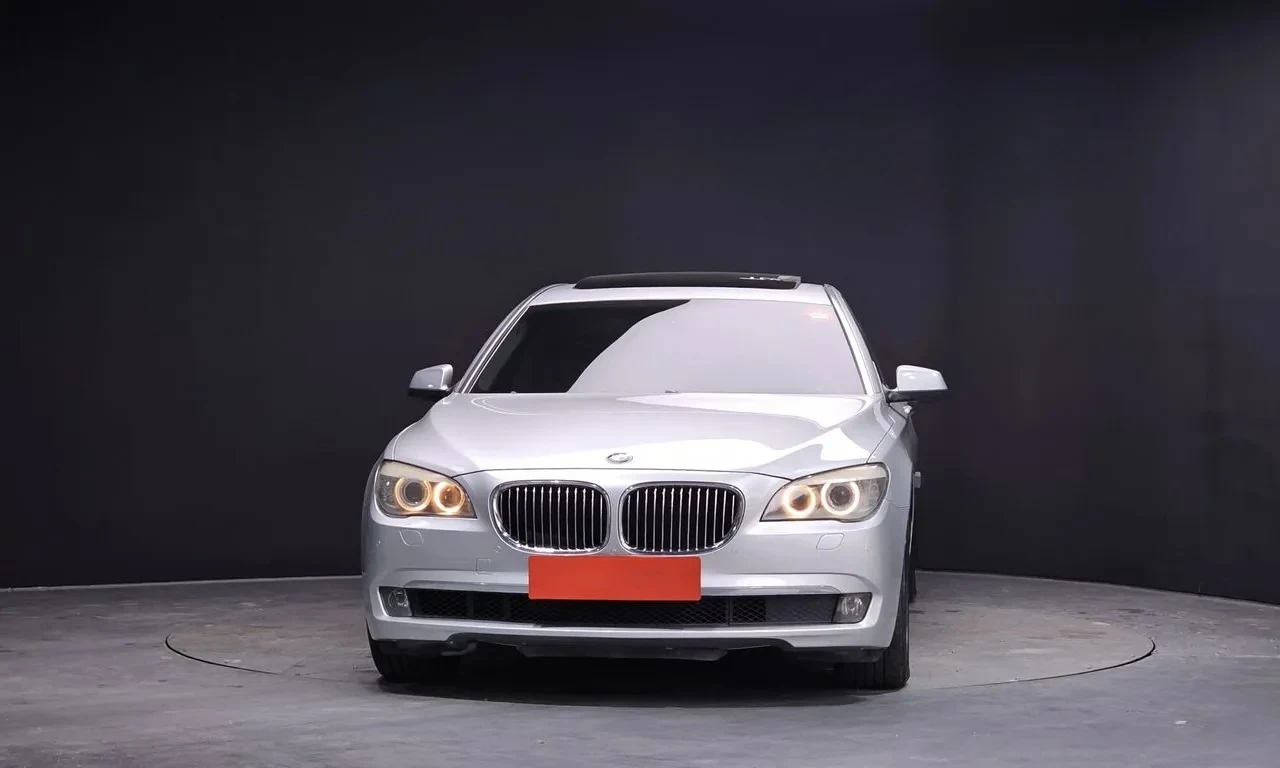BMW 740 F01 3.0Bi-Turbo cam360* Disi, HeadUp, снимка 3 - Автомобили и джипове - 54966555