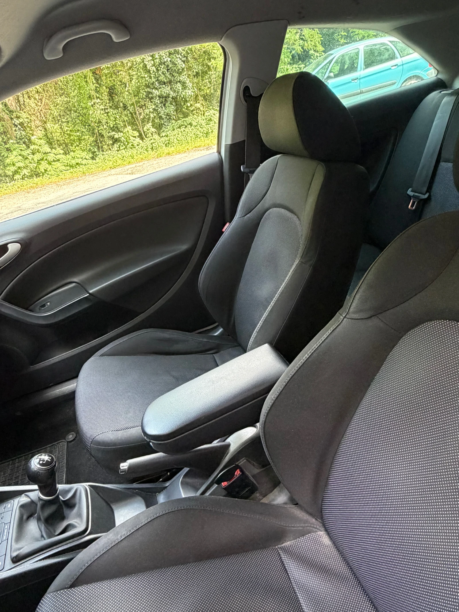 Seat Ibiza, снимка 11 - Автомобили и джипове - 55207321