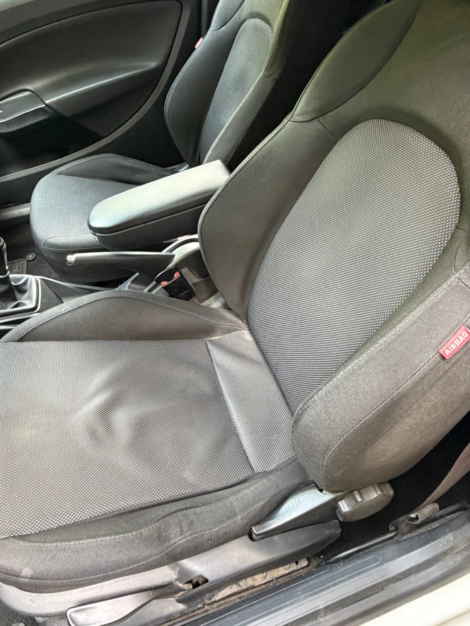 Seat Ibiza, снимка 10 - Автомобили и джипове - 55207321