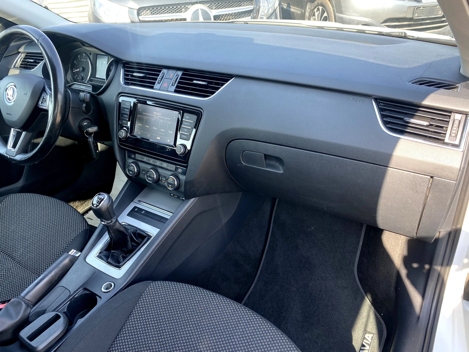Skoda Octavia G-Tec Led Нова, снимка 9 - Автомобили и джипове - 55650735