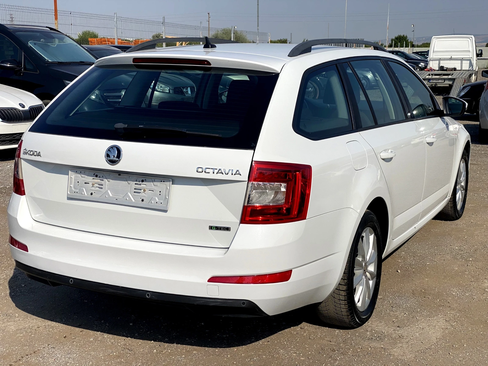 Skoda Octavia G-Tec Led Нова, снимка 3 - Автомобили и джипове - 55650735