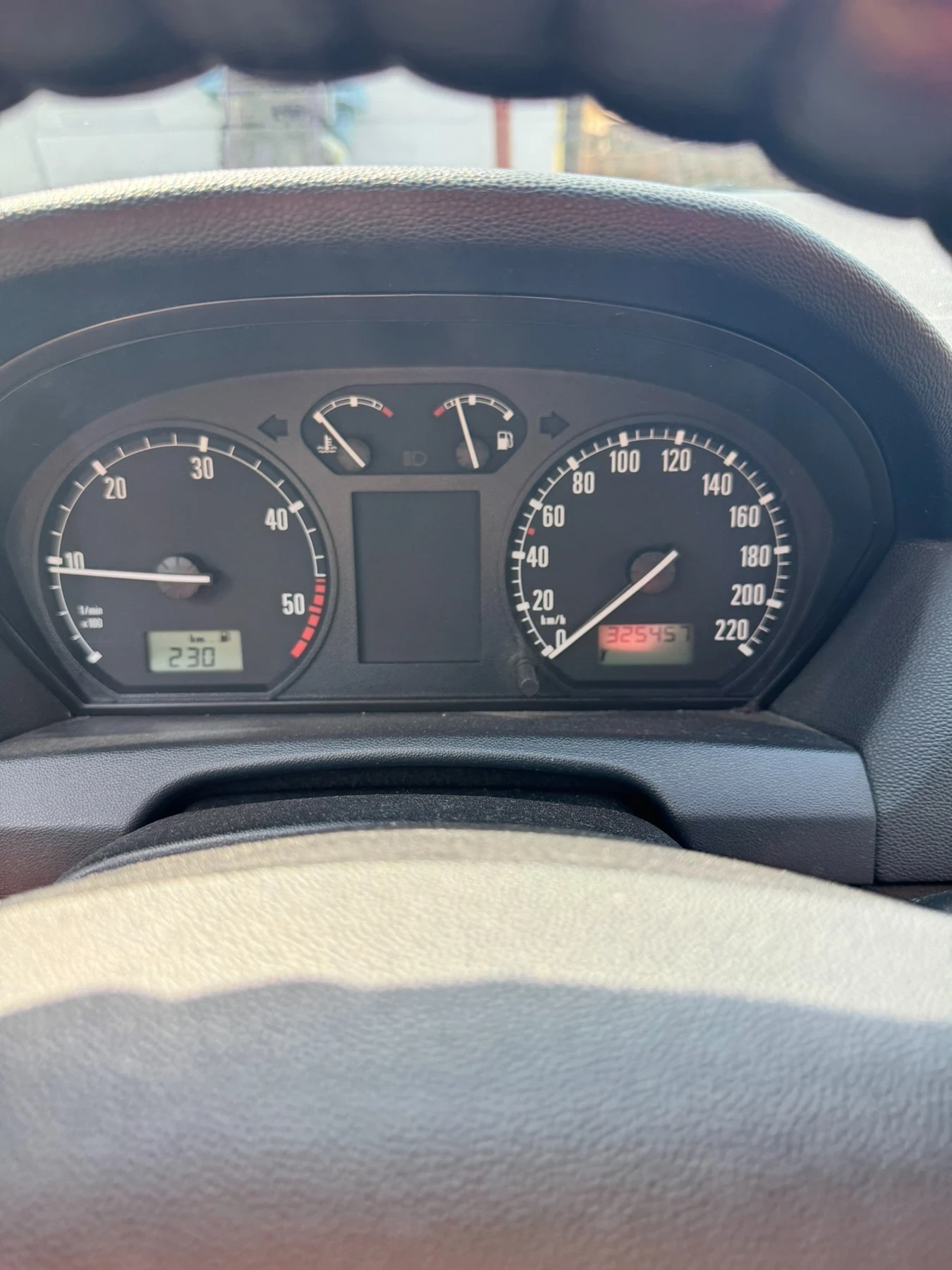 Skoda Fabia, снимка 10 - Автомобили и джипове - 56049945