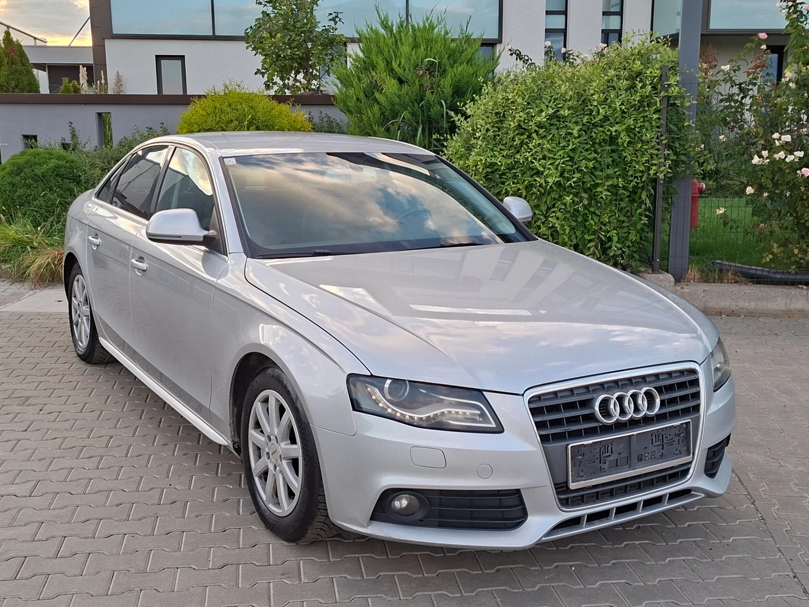 Audi A4 2.0TDI* (140кс)* LED* HOB BHOC* * , снимка 10 - Автомобили и джипове - 56060128