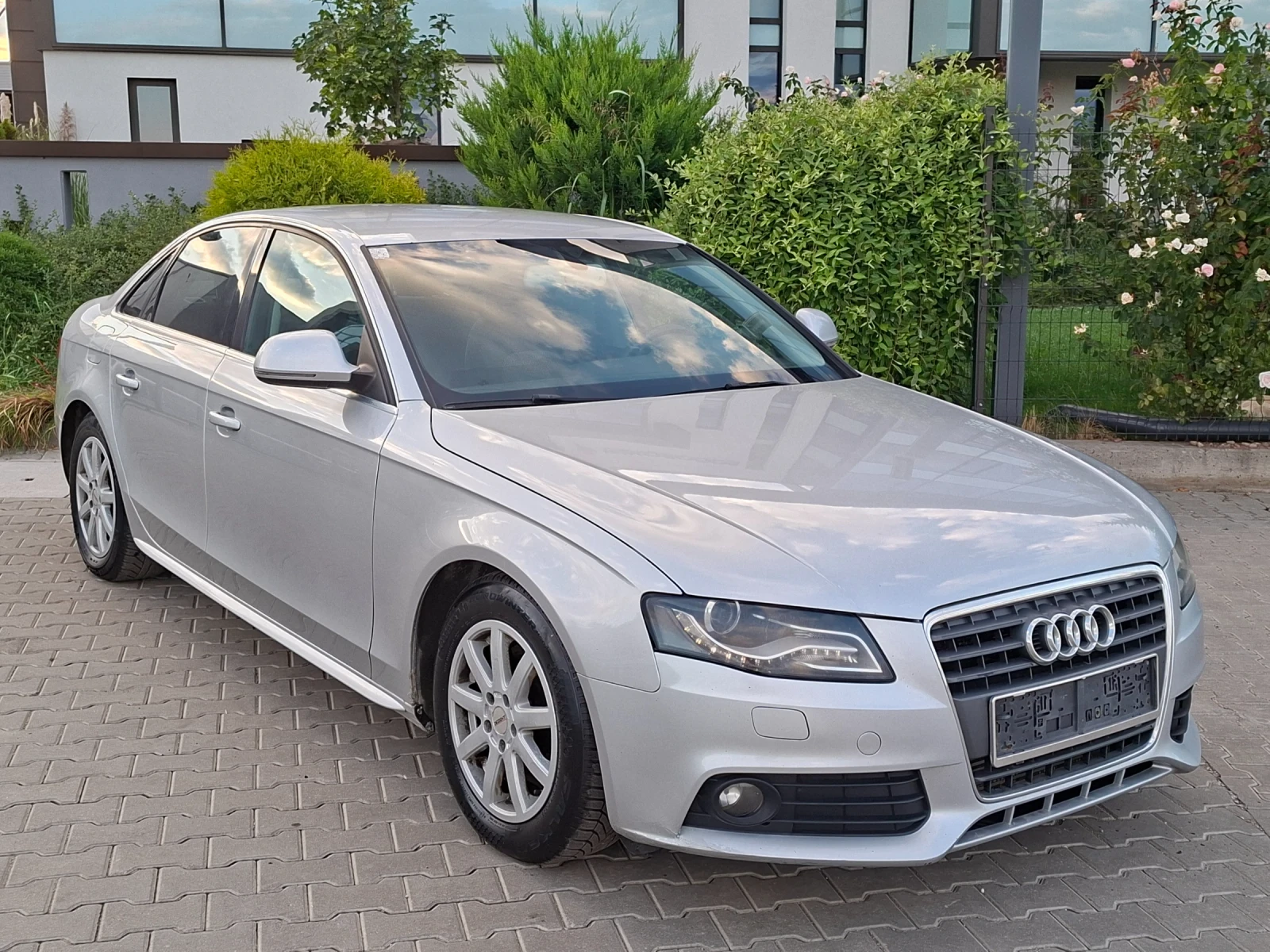 Audi A4 2.0TDI* (140кс)* LED* HOB BHOC* * , снимка 11 - Автомобили и джипове - 56060128
